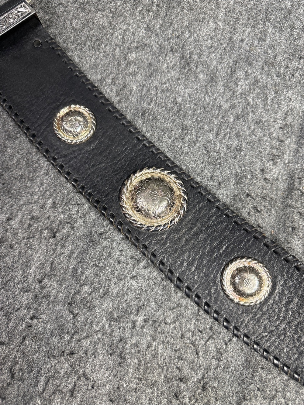 “VINTAGE”. Big AL Vintage Western Black Leather Belt with Silver Engraved Buckle - Picture 10 of 16